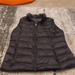 Eddie Bauer Eb 650 Women's Black Quilted Vest